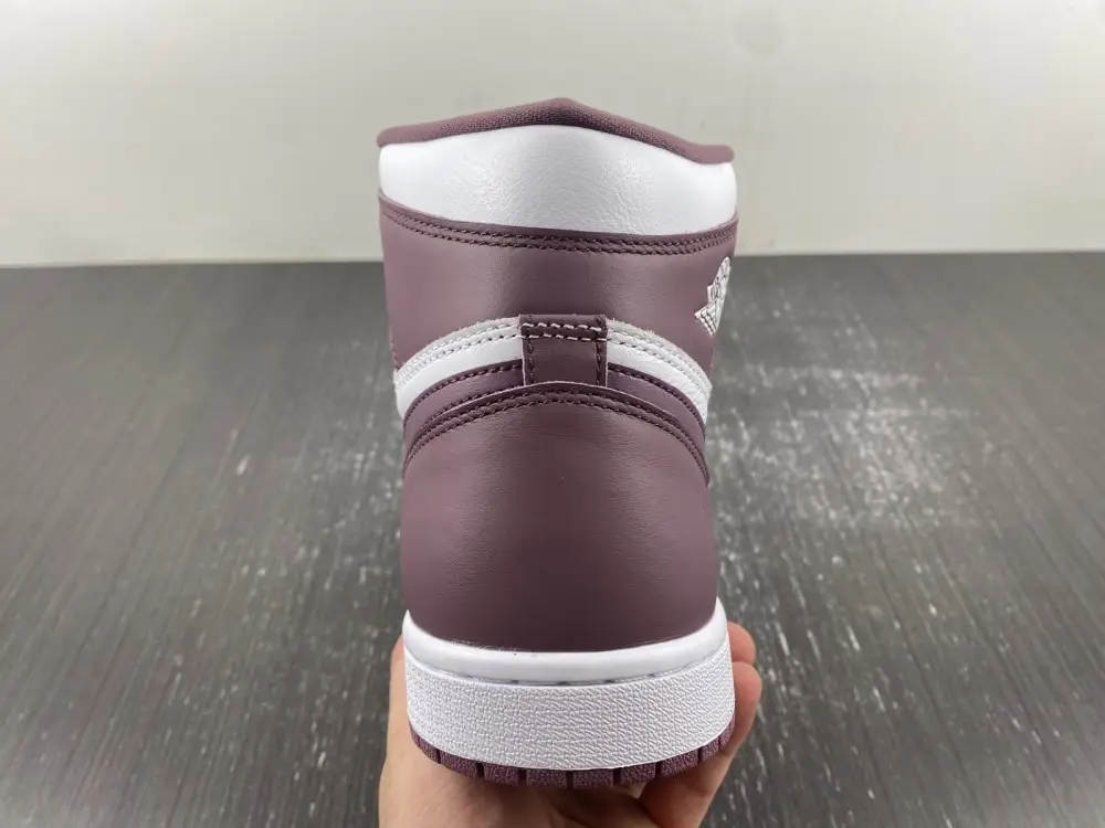 Jordan 1 Retro High OG Sky J Mauve 