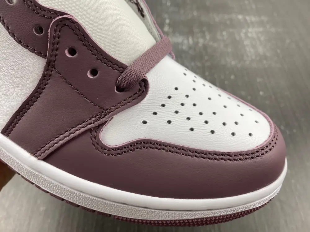 Jordan 1 Retro High OG Sky J Mauve 