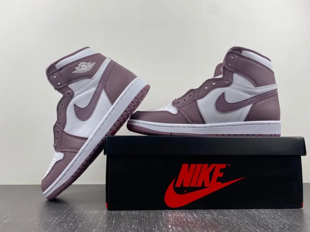 Jordan 1 Retro High OG Sky J Mauve 
