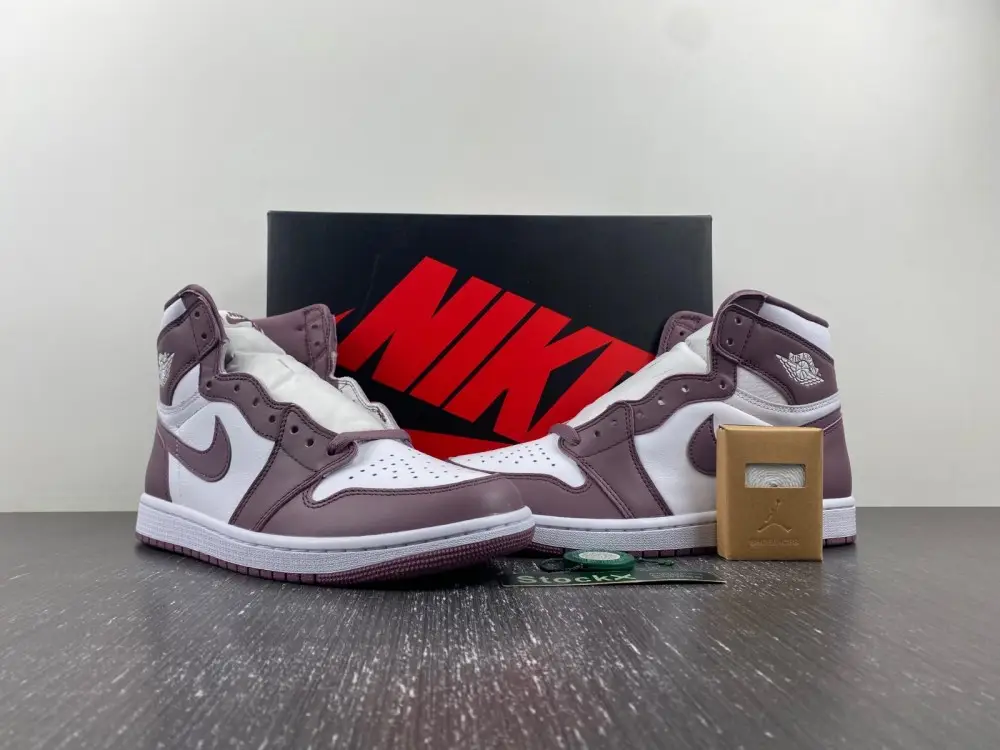 Jordan 1 Retro High OG Sky J Mauve 