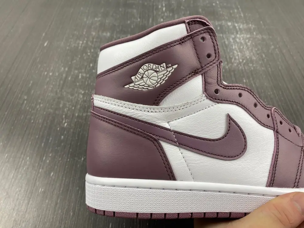 Jordan 1 Retro High OG Sky J Mauve 