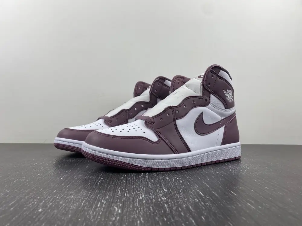 Jordan 1 Retro High OG Sky J Mauve 