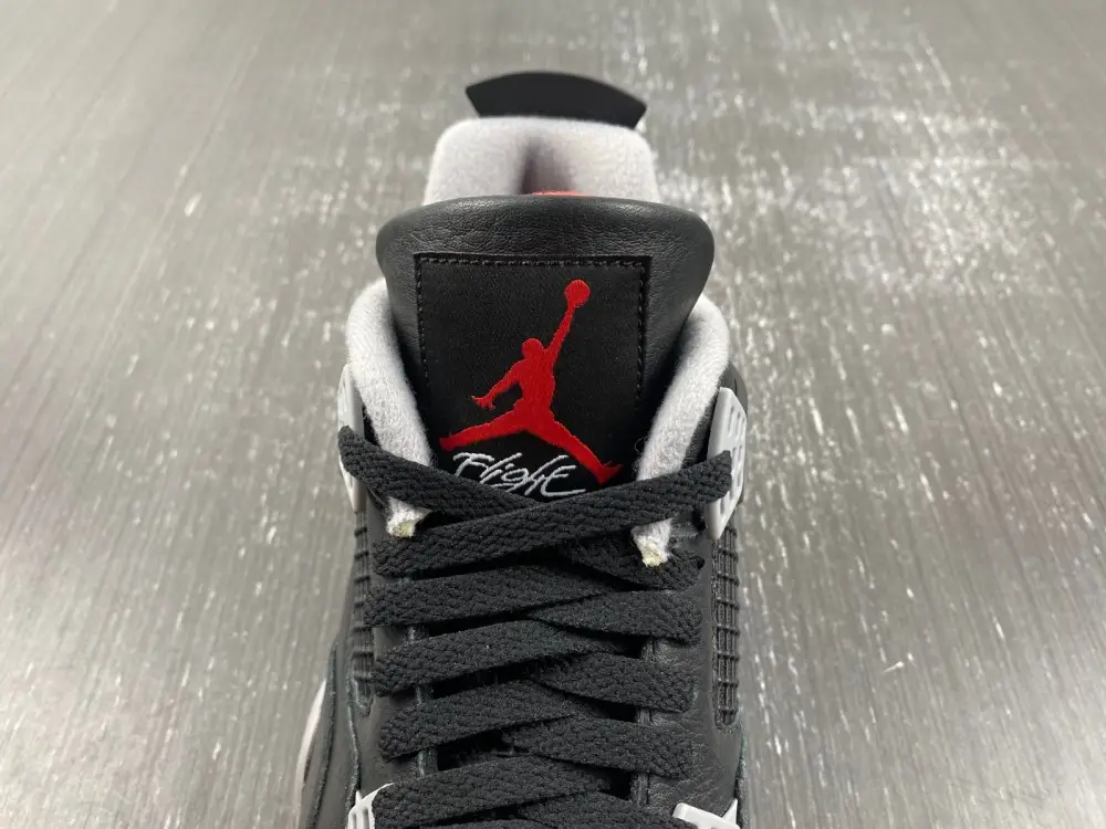 Jordan 4 Retro Bred 