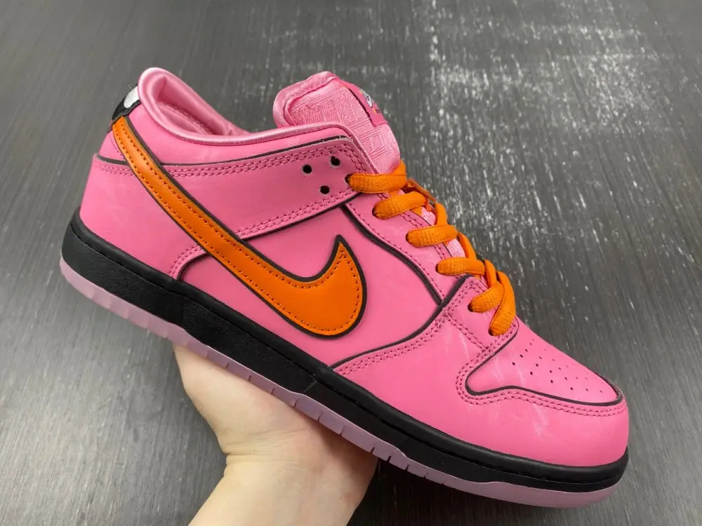 Nike SB Dunk Low “Blossom”The Powerpuff Girls 