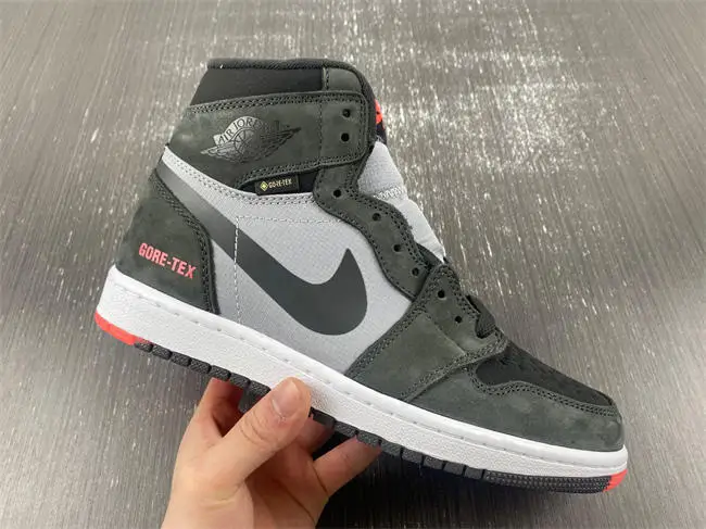 Air Jordan 1 Element “Bred”  Gore-Tex 