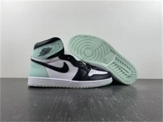AIR JORDAN 1 RETRO HIGH OG NRG AJ1 861428 