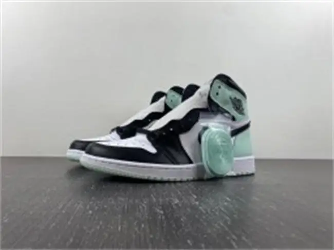 AIR JORDAN 1 RETRO HIGH OG NRG AJ1 861428 
