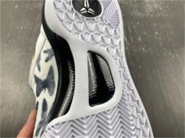 Nike Kobe 8 Protro “Mambacita” GiGi R.I.P 