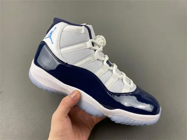 Air Jordan 11 “Midnight Navy 