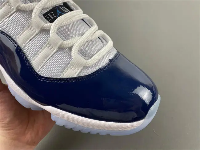 Air Jordan 11 “Midnight Navy 
