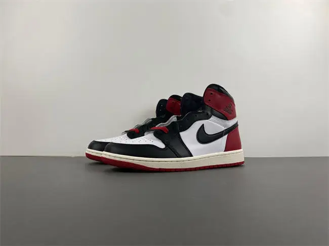 Air Jordan 1 High OG “Black Toe Reimagined” 