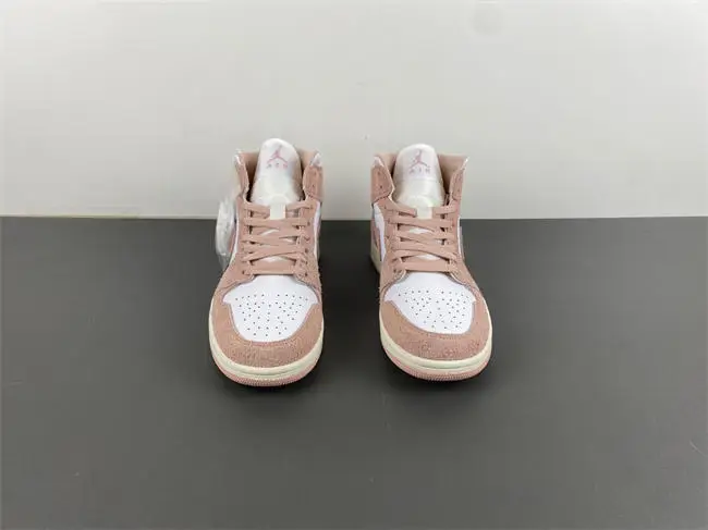 AIR JORDAN 1 MID SE 