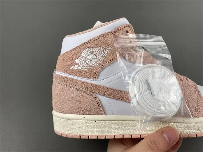 AIR JORDAN 1 MID SE 