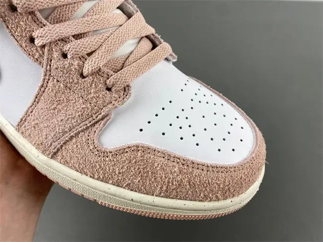 AIR JORDAN 1 MID SE 