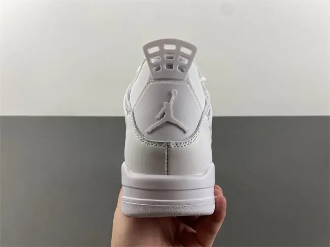 Air Jordan 4 