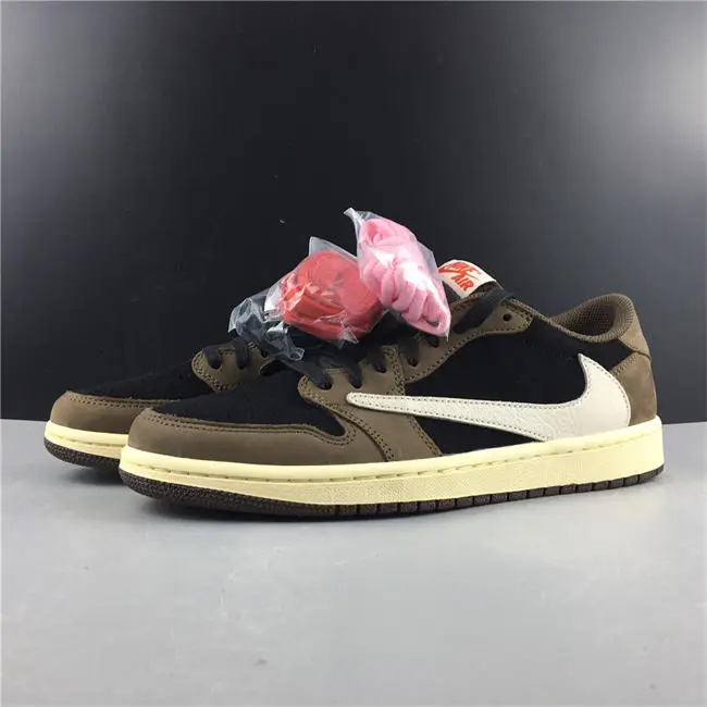 Jordan1 Retro OG SP Travis Scott 