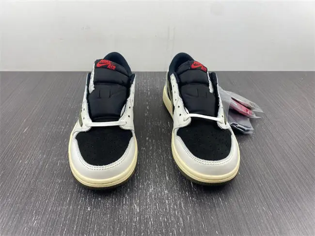 Travis Scott x Air Jordan 1 Low OG Olive 