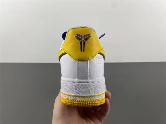 Kobe Bryant x Nike Air Force 1 Low  FCCAF338