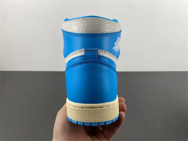 Air Jordan 1 High OG“UNC Reimagined” 