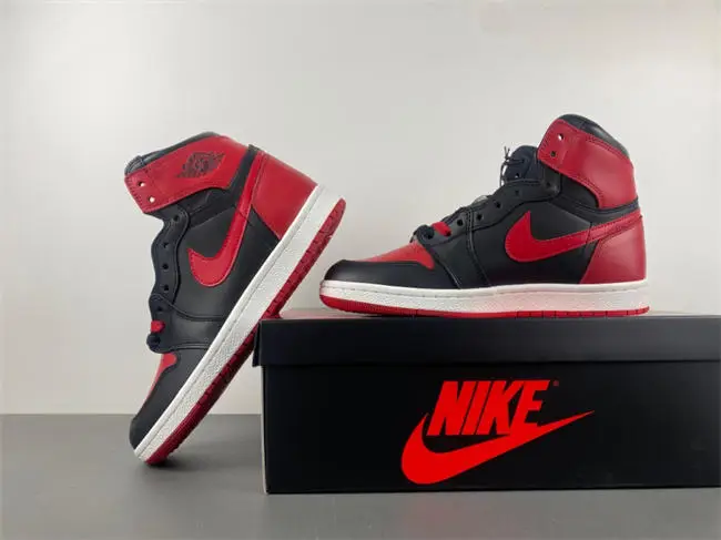 Air Jordan 1 High ’85 “Bred” Color: Black Varsity Red-White 