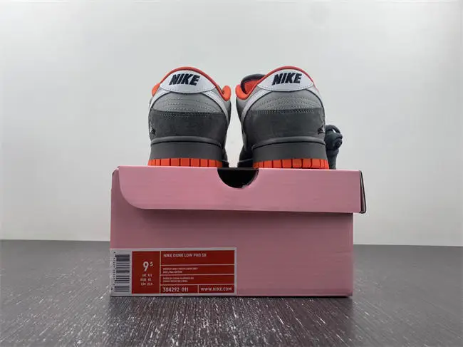 Nike SB Dunk Low 