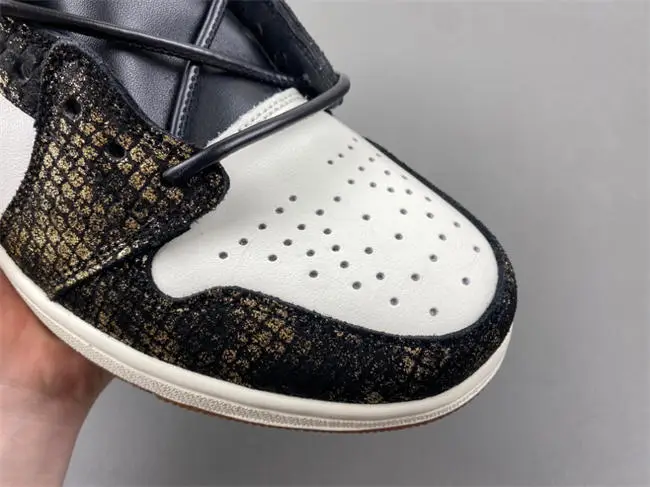 Air Jordan 1 High OG “Xuanwu” LB3165 