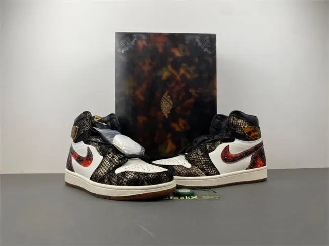 Air Jordan 1 High OG “Xuanwu” LB3165 