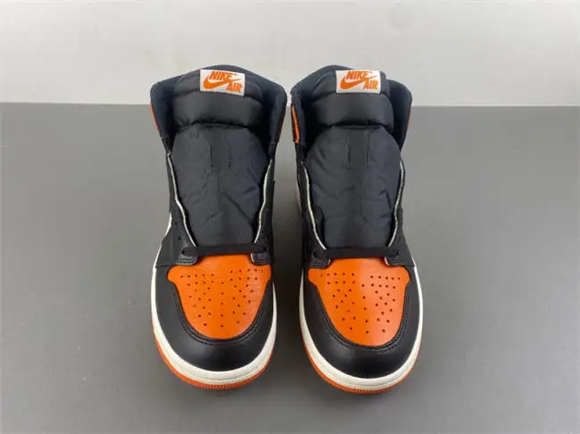 Air Jordan 1 High OG “Shattered Backboard” 