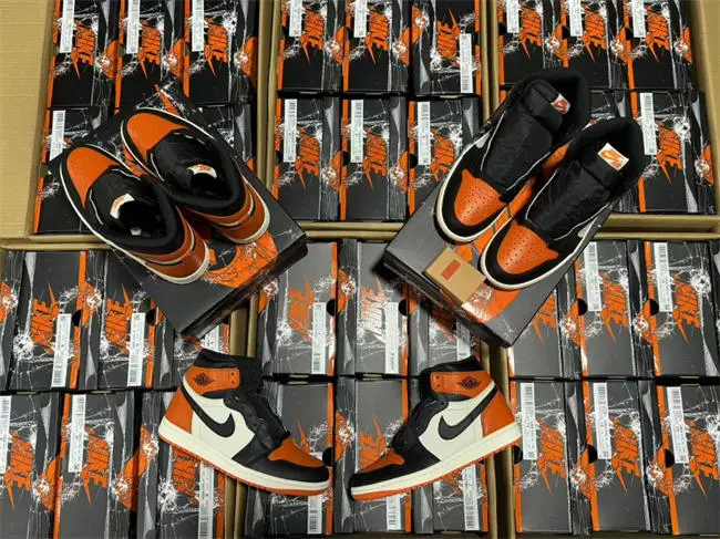Air Jordan 1 High OG “Shattered Backboard” 