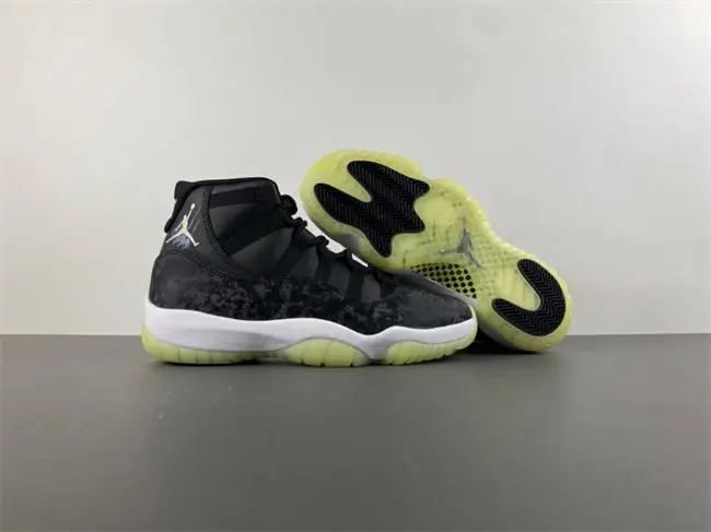 Air Jordan 11 “Sneaker 