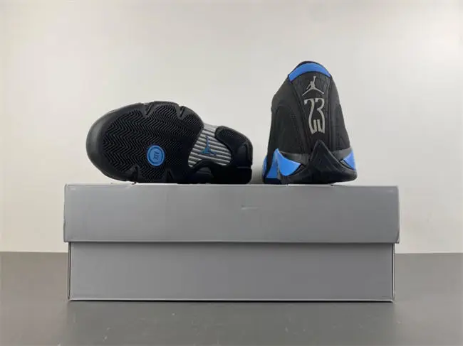 Air Jordan  BDFFF1674