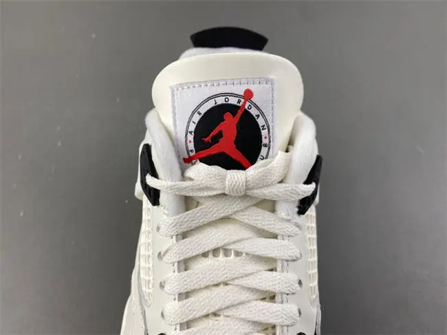 Air Jordan 4“Flight Club”  Sail Black-University 
