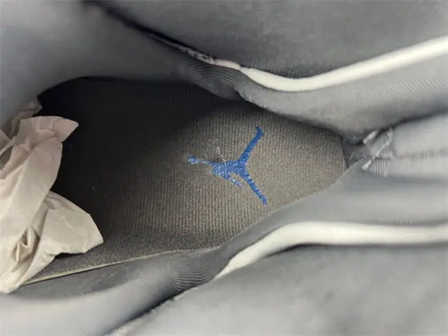Air Jordan 9 “Flint Grey”Color: White French Blue-Flint 