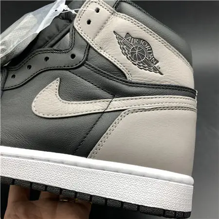 Jordan 1 Retro Shadow 