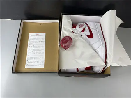Jordan1 Retro Metallic Red 