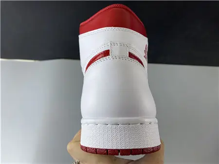 Jordan1 Retro Metallic Red 