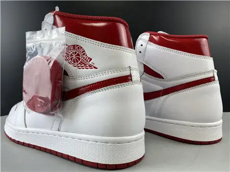 Jordan1 Retro Metallic Red 