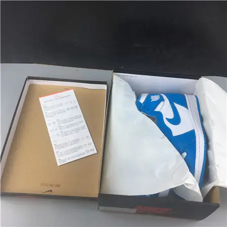 Jordan1 Retro UNC 