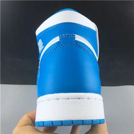 Jordan1 Retro UNC 