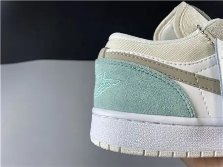 Jordan1 Low “Paris” 