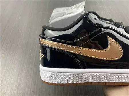 Jordan1 Retro Black Gold Patent 