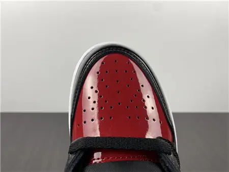 Jordan1 OG Patent Bred 
