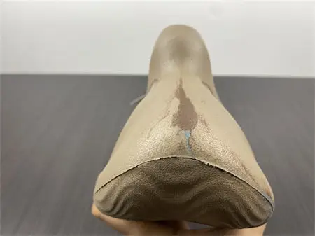 ADIDAS YEEZY Foam RNNR MX Sand Grey 