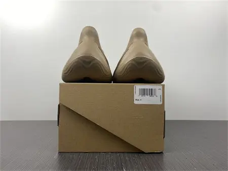 ADIDAS YEEZY Foam RNNR Mist 