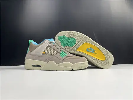 Jordan4 SP 30th Anniversary Union Taupe Haze 