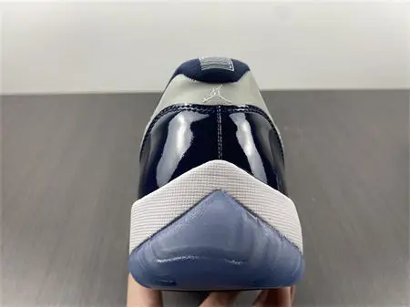 Jordan 11 Retro Low Georgetown 
