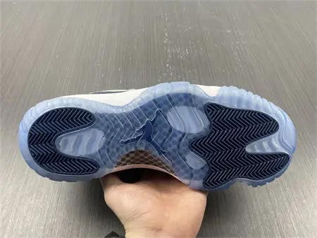 Jordan 11 Retro Low Georgetown 