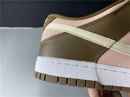 Nike Dunk SB Low Stussy Cherry 