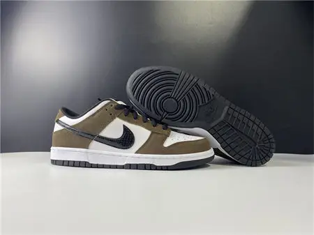 Nike SB Dunk Low White Black Trail End Brown 