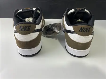 Nike SB Dunk Low White Black Trail End Brown 